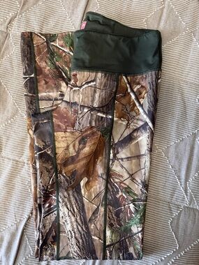 Under Armour Scent Control Women’s fitted realtree camo